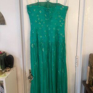 Shoshanna evening gown, green, Size 10